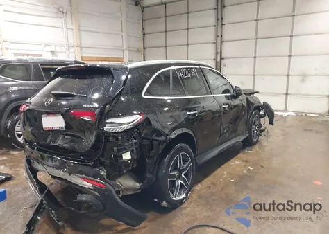 2023 Mercedes-Benz Glc 300 4Matic Suv z USA, uszkodzony, nr VIN W1NKM4HBXPU023517